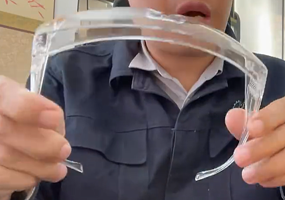 发现了一个好东西,不起雾的防护眼睛